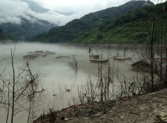 暴雨過后 淹沒5年的北川重現(xiàn)水面